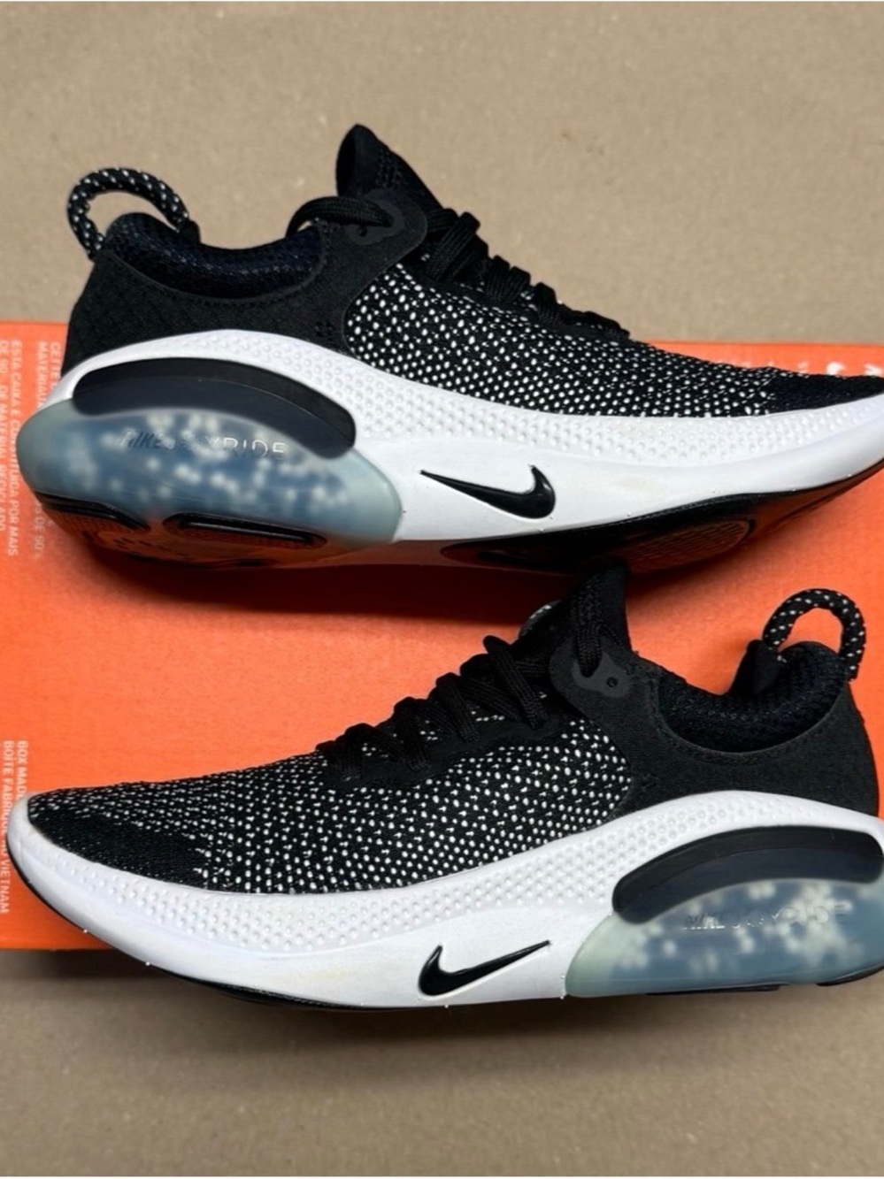 Nike Joyride Run Flyknit Oreo Black White women’s running shoes size 5 NEW!